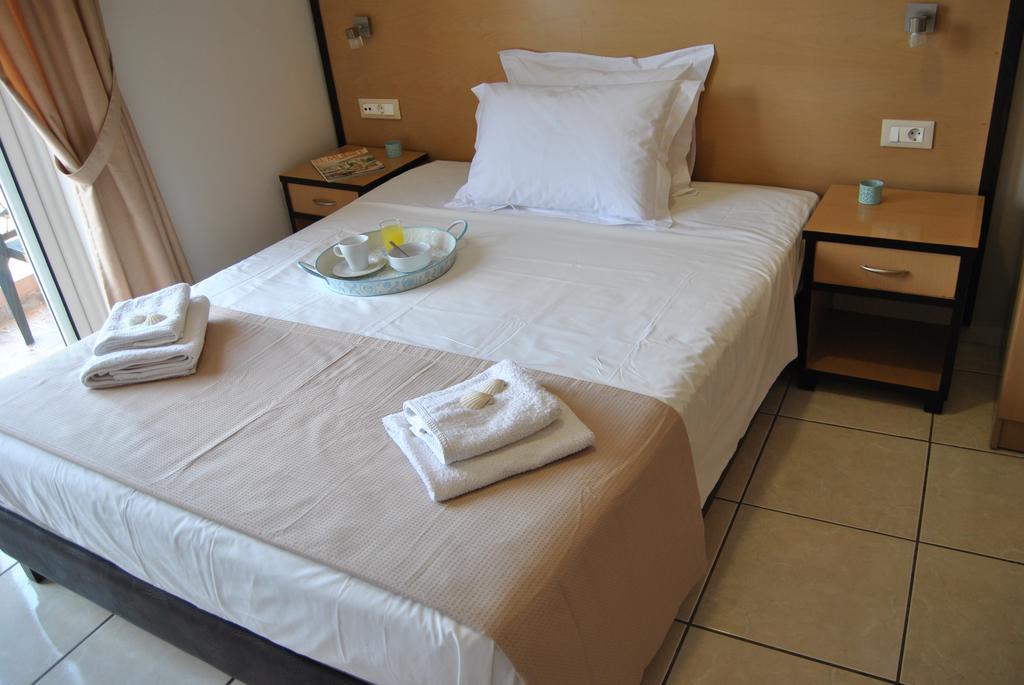 Theofilos City Hotel La Canea Camera foto
