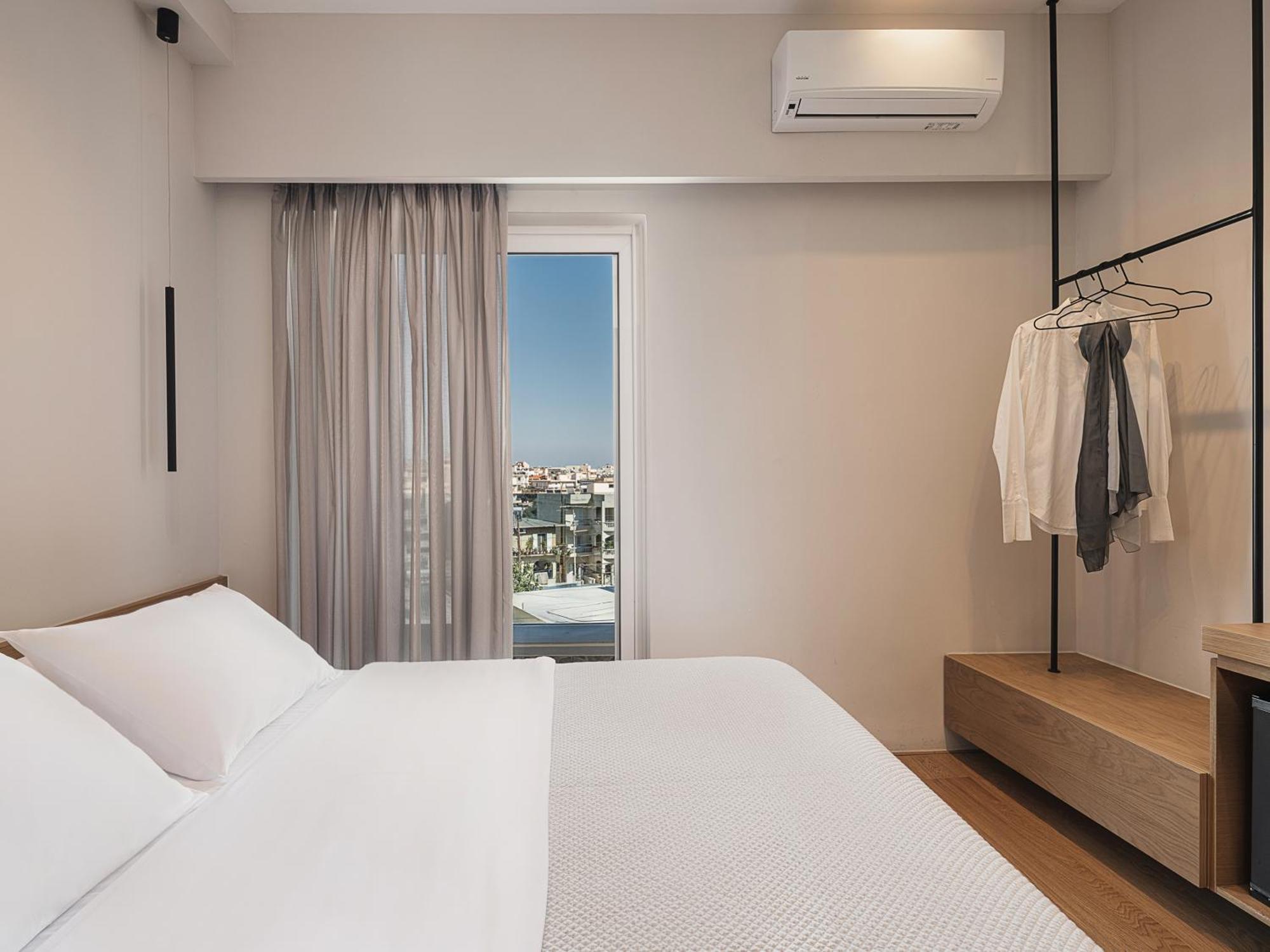 Theofilos City Hotel La Canea Esterno foto